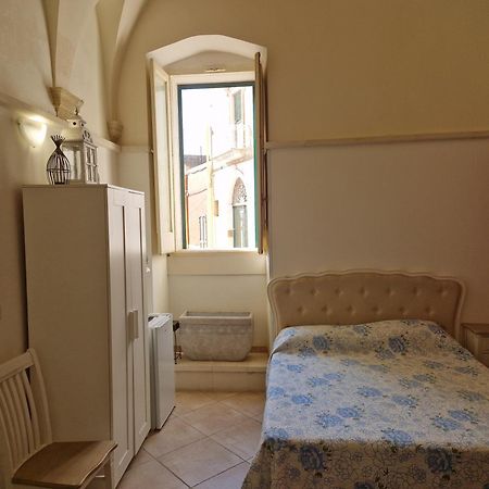 San Donato di Lecce Palazzo Costantini Bed & Breakfast エクステリア 写真